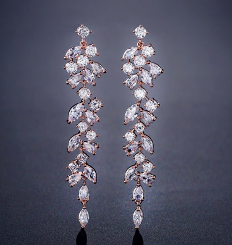 Creative Temperament Popular Style Inlaid AAA Zircon Long Earrings