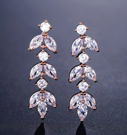 Creative Temperament Popular Style Inlaid AAA Zircon Long Earrings