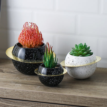 Holiday Entertainment: Creative Desktop Room Decoration Potted Plants