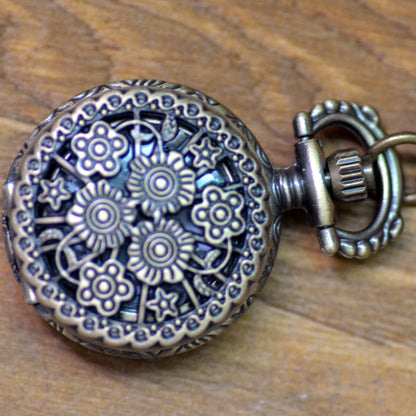 Vintage men and women necklace watch