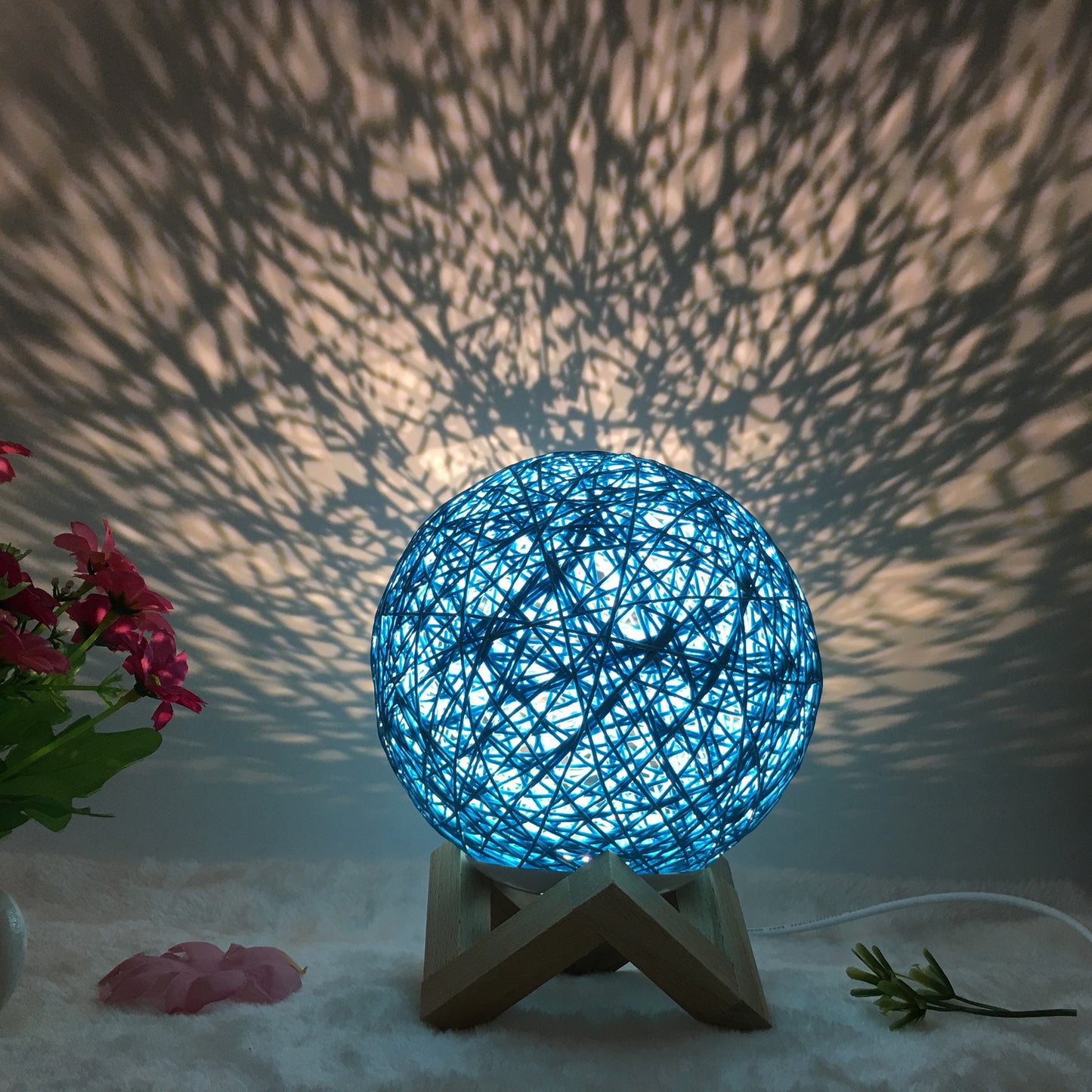 Amazon Hot säljning Creative linn Bordlampa Novel och Unik LED intelligent USB7 färg RGB16 färg fjärrkontroll Rattan Balla Lampa