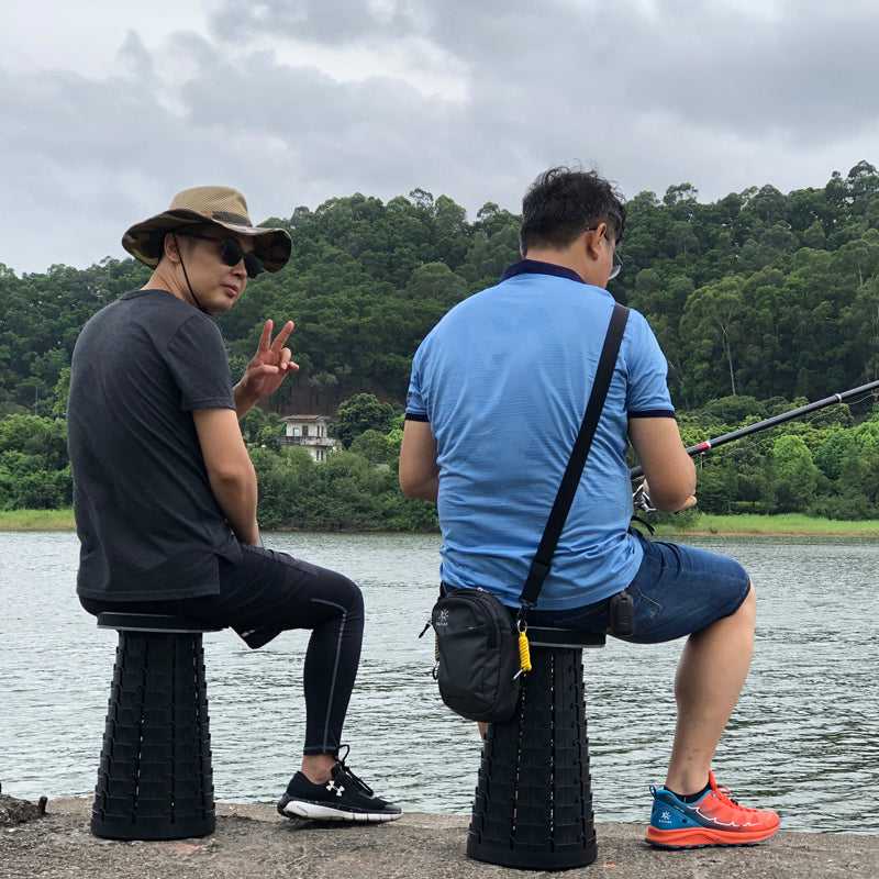 Siège de voyage de tabouret pliant portatif de pêche sauvage en plein air