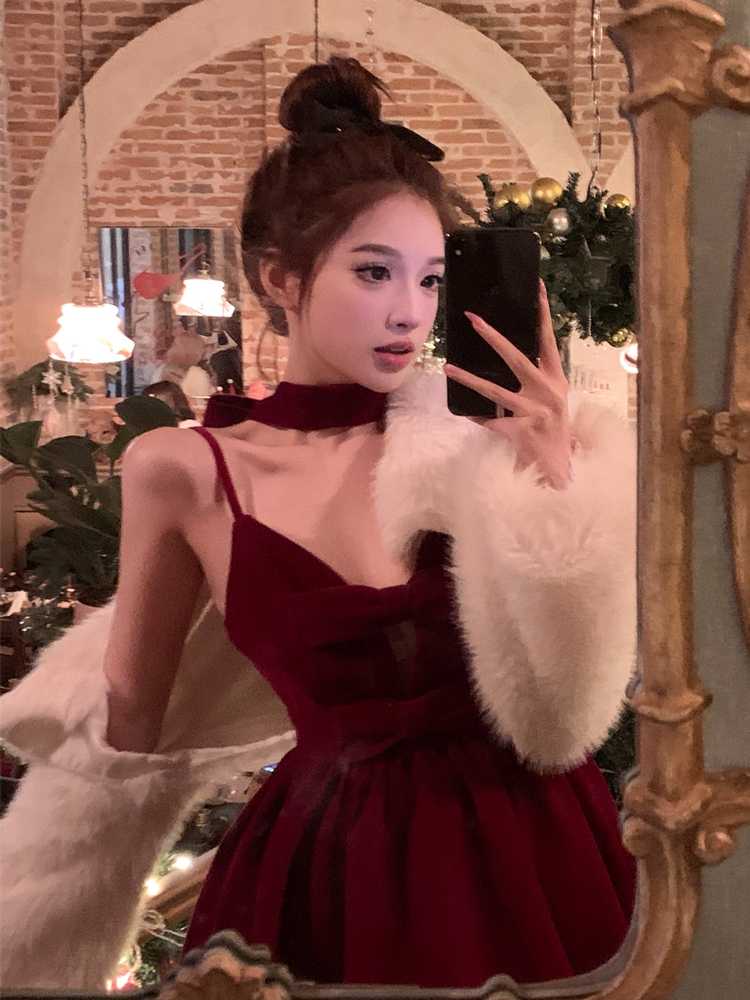 New Year Red Velvet Dress Female Birthday Suspenders Puff Princess Dress