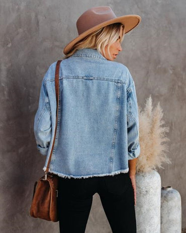 Kort Jacka ample effiloché en denim