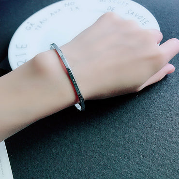Armband i roséguld med titanstål, damhandsmycken, nät, rött