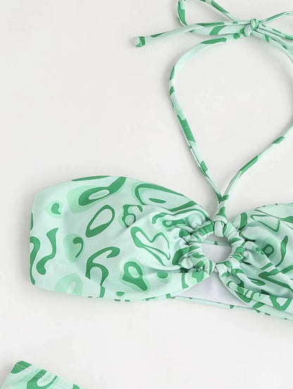 Bandeau-bikini med sexig split