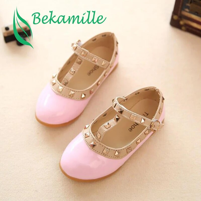 Bekamille  Girls Sandals Kids Leather Shoes Children Rivets Leisure Sneakers Hot Girls Princess Dance Shoes