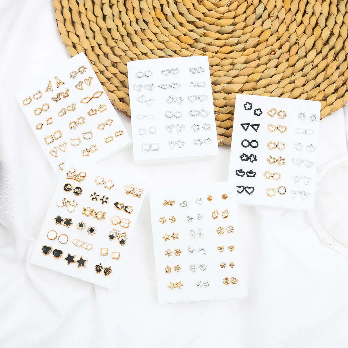 18/36Pairs Women Acrylic Crystal Small Stud Earrings Set Girl Child Heart Star Animal Moon Crown Plastic Earring Brincos Jewelry