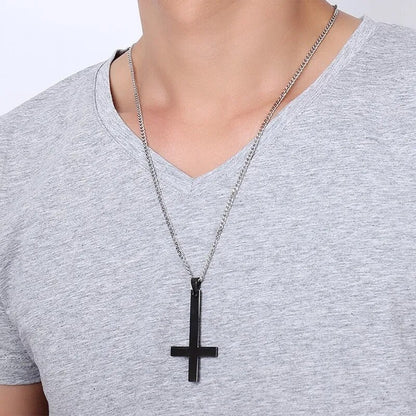 Hane svart St Peter's Inverted Cross hänge halsband för män rostfritt stål