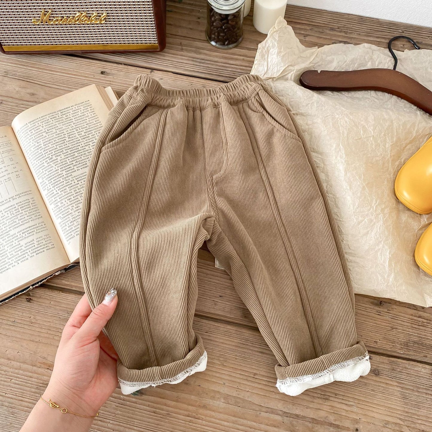 Pantalon rembourré en molleton de velours côtelé pour enfants