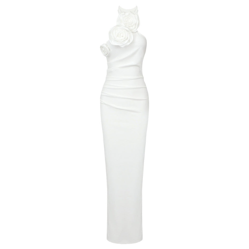 Ny modell Vitt band med blommig halterneck-lång klänning med hög sensuell stil