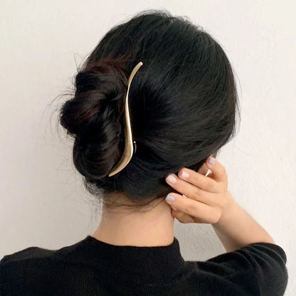 Fashion Elegant Gold Color S-shaped Metal Hairpins Hair Claw For Women Girls Korean Hair Clips Ponytail Clip Hair Accessories