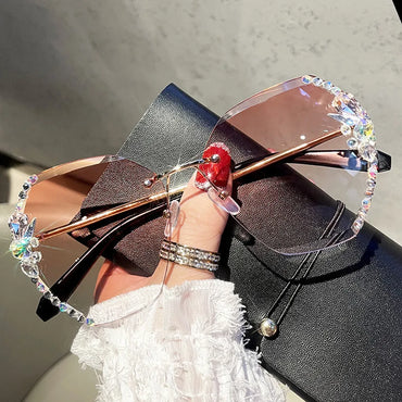 Luxury Brand Design Vintage Rimless Rhinestone Sunglasses Women Men Fashion Gradient Lens Sun Glasses Shades for Female