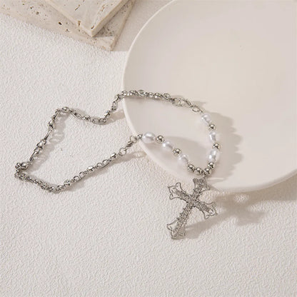 Fashion ins wind hip hop retro pearl necklace Christian cross clavicle chain ladies sweet punk pendant men and women gifts