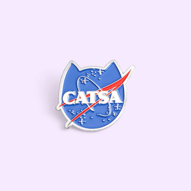 Cats Club Emalj Pin Cat Planet Moon Cafe Paw Badge Custom Kitten Broscher Lapel pin Jeansskjorta Väska Söta djur Smycken Present