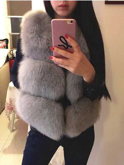 3XL Höst Vinter Tjock Varm Faux Fox Fur Vest Kvinnor Högkvalitets Mode V-hals Kort Päls Kvinnlig Päls Väst