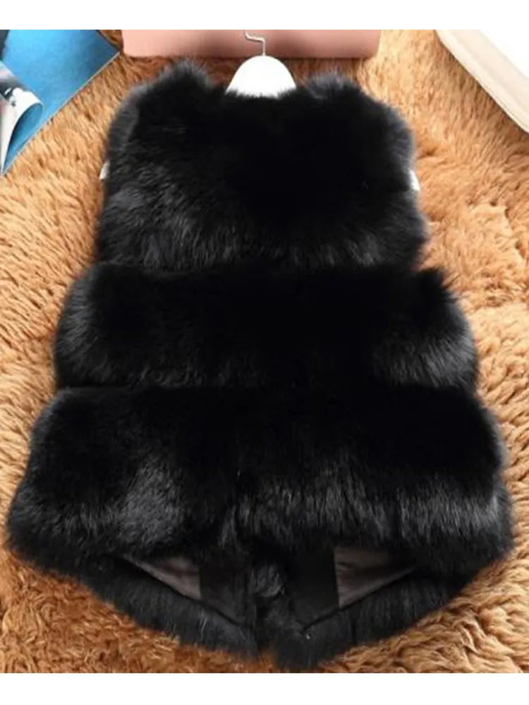 3XL Höst Vinter Tjock Varm Faux Fox Fur Vest Kvinnor Högkvalitets Mode V-hals Kort Päls Kvinnlig Päls Väst