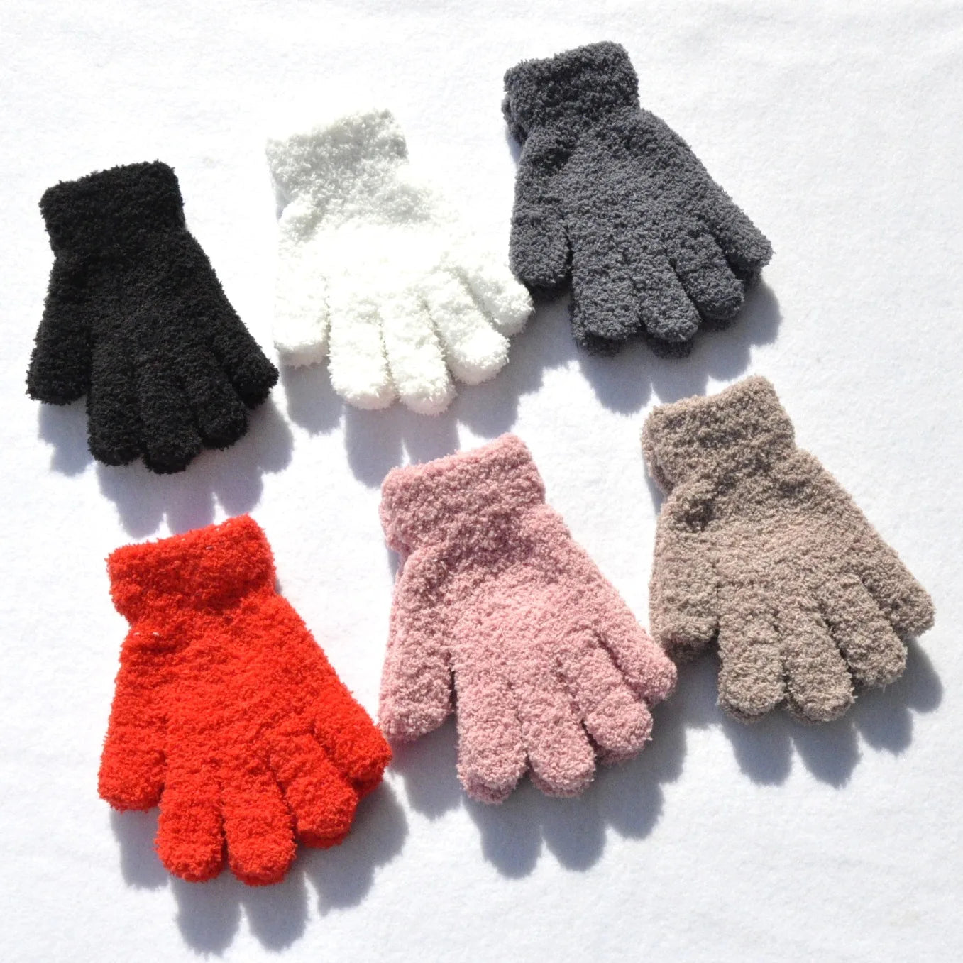 Children Gloves Winter Kid Coral Fleece Thicken Baby Plush Furry Full Finger Mittens Soft Writing Gloves Keep Warm 5-11Years Old