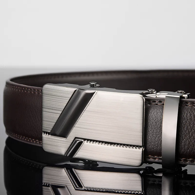 Ceinture en cuir pour hommes, boucle automatique en métal, marque de haute qualité, ceintures de luxe pour hommes, travail célèbre, bracelet en cuir PU noir en peau de vache