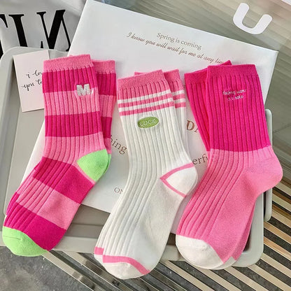 Chaussettes longues en coton pour femmes, Tube moyen, coréen, blanc, respirant, loisirs, filles, broderie, chaussettes masculines, rayures, printemps et été, mignonnes