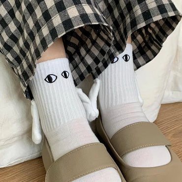 We.Fine Fashion Funny Creative Magnetic Attraction Hands Black White Cartoon Eyes Couples Socks 1 Pair Celebrity Couple Socks