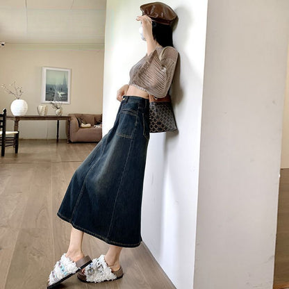 Retro Denim Skirt - Trendy, Versatile, and Stylish