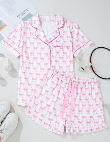Kortärmad och veckad pyjamas med shorts
