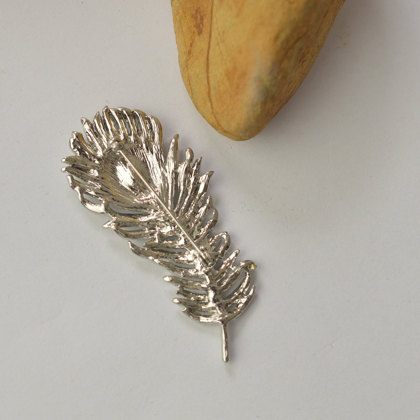 Retro Fashionable Corsage Clothing Alloy Diamond Personality Feather Brooch