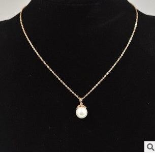 Freshwater Pearl Pendant Necklace