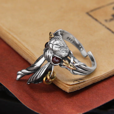 Old Vintage Red-eyed Rabbit Rings For Men And Women