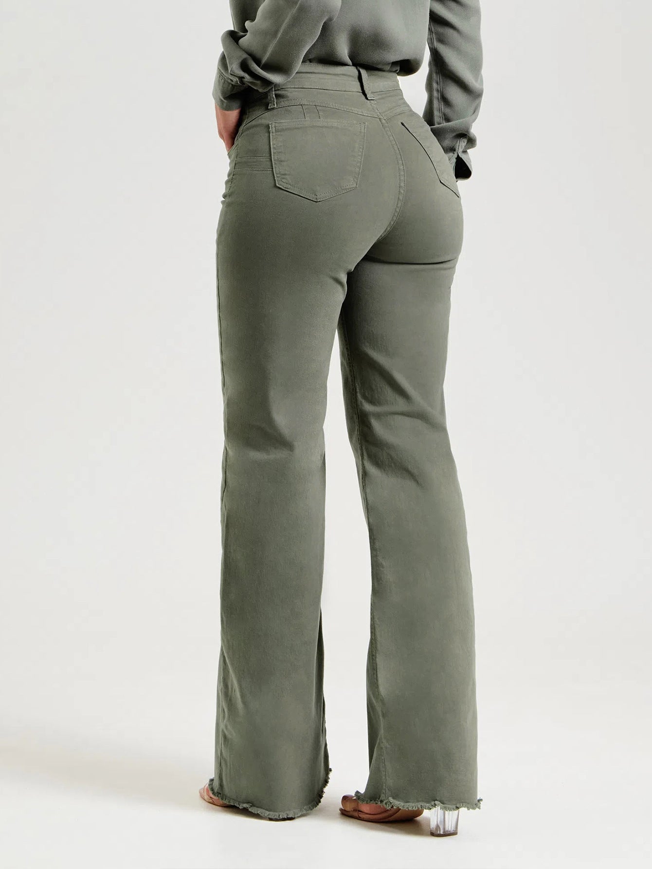 Pantalon évasé effiloché de couleur unie, coupe slim, extensible