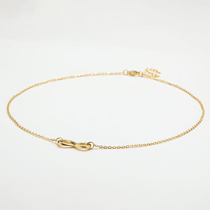 Collier simple à 8 mots d'amour infini pour femme