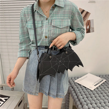 Halloween Spider Web Shape Axelväskor Personality Batgirl Tide Pu Handväskor Fashoin Messenger Crossbody Bag