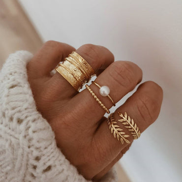 Fashion Gold-plated Leaf Pearl Ring Set, Ladies Street Shooting All-match Ring