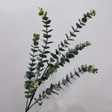 Holiday Entertainment: Green Plants Decoration