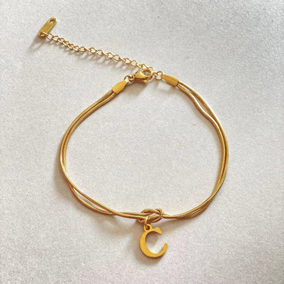 Nya bokstaven AZ kärleksknut armband för kvinnor par guldfärg läcker ormkedja berlockarmband rostfritt stål smycken present alla hjärtans dag presenter