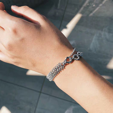 Metallvindgiftskarvningsarmband Enkel personlig design Samma armband för män och kvinnor