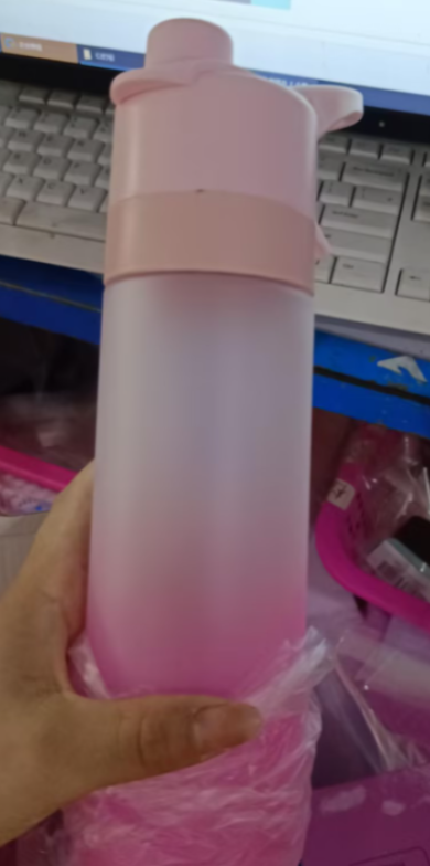 Bouteille d'eau pulvérisée pour filles, Sport de plein air, Fitness, tasse d'eau, bouteille de pulvérisation de grande capacité, bouteilles de voyage, Gadgets de cuisine