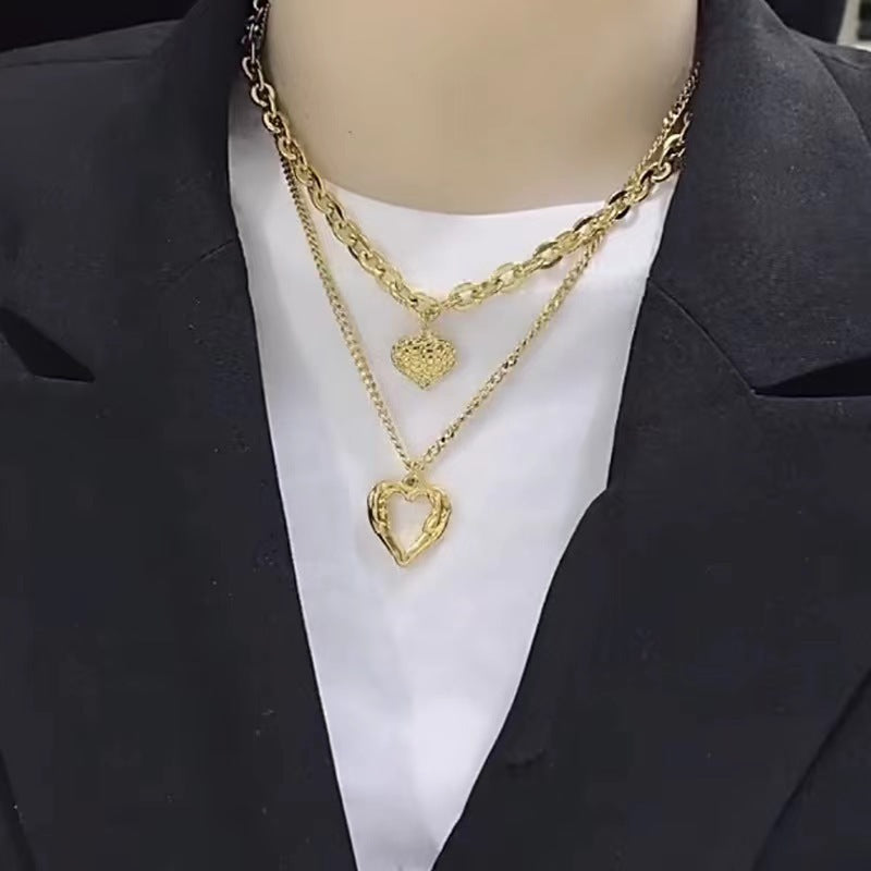 Collier d'amour ailes d'ange en acier titane pour femmes