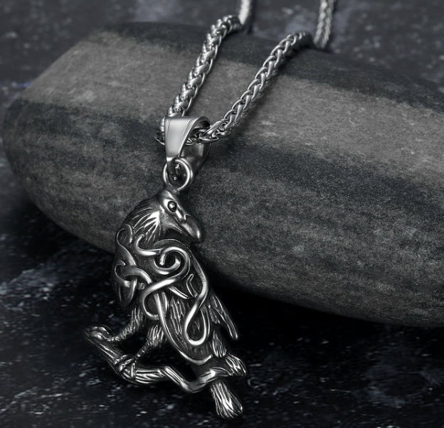 Chaîne à pendentif rune en corne circulaire fabriquée par Asgard